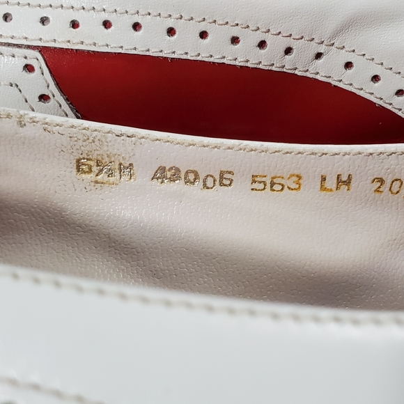 Vintage red/white womens carriage court wingtip heels - Picture 7 of 7